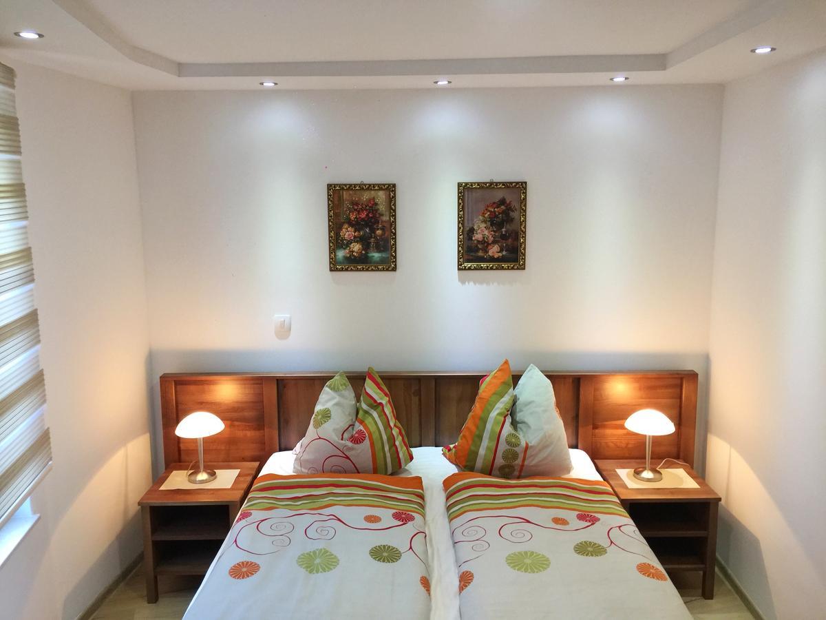 Motel Monte Rosa Mostar Buitenkant foto