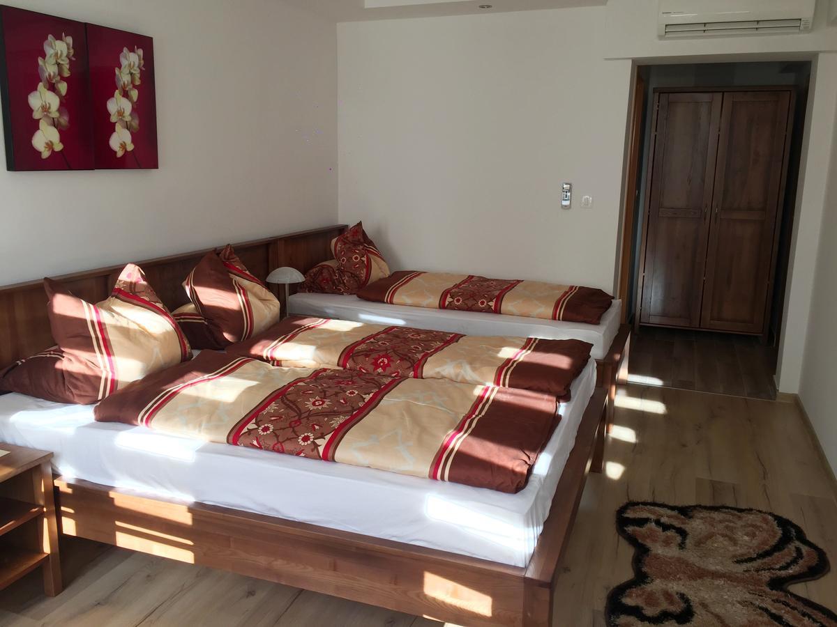 Motel Monte Rosa Mostar Buitenkant foto